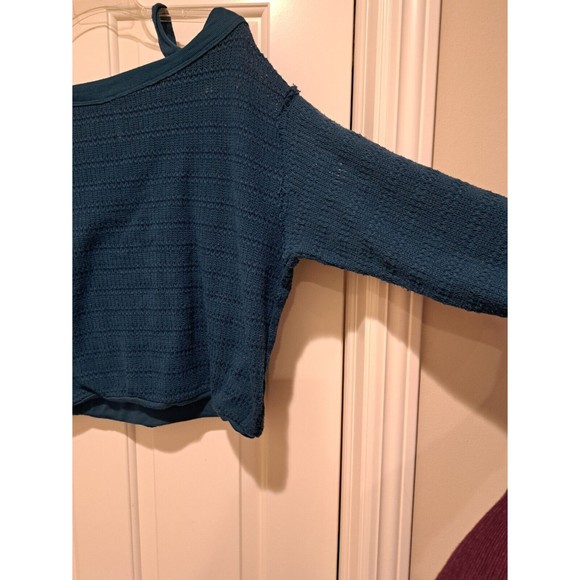 Free People Women Sistine Hacci knit Cold shoulder Pullover sweater size M - Picture 7 of 9